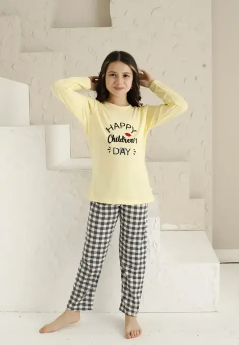 Pijama Fete , Mâneca Lungă si Pantaloni Lungi ,Happy Children Day,Culoare Galben,Engros